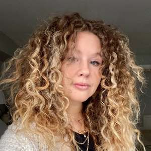 Meet your Posher, Ash